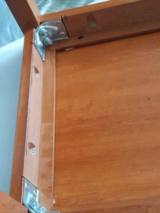 Mesa em madeira de cerejeira maciça, dois tampos ler descrição abaixo.