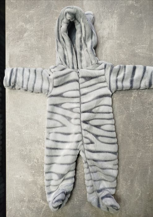 Комбинезон весенний