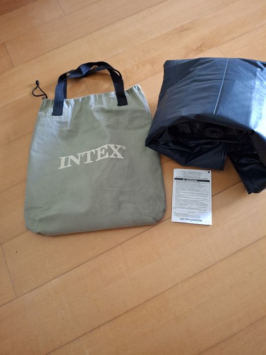 Colchão inflável marca Intex