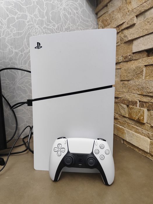 Playstation 5 slim 1TB