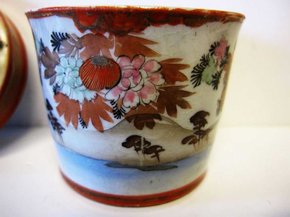 antigo pote de chá  asiático em porcelana - assinada