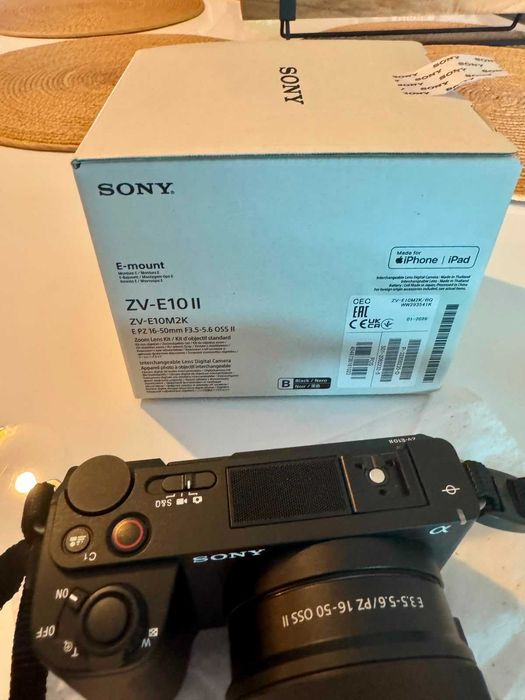 Sony ZV-E10 II + 16-50mm, Praticamente Nova + Cartão 128GB