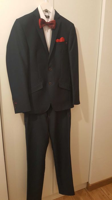 Garnitur młodzieżowy ósmoklasisty szczupły rozm. 42 wzrost 170 pas 74