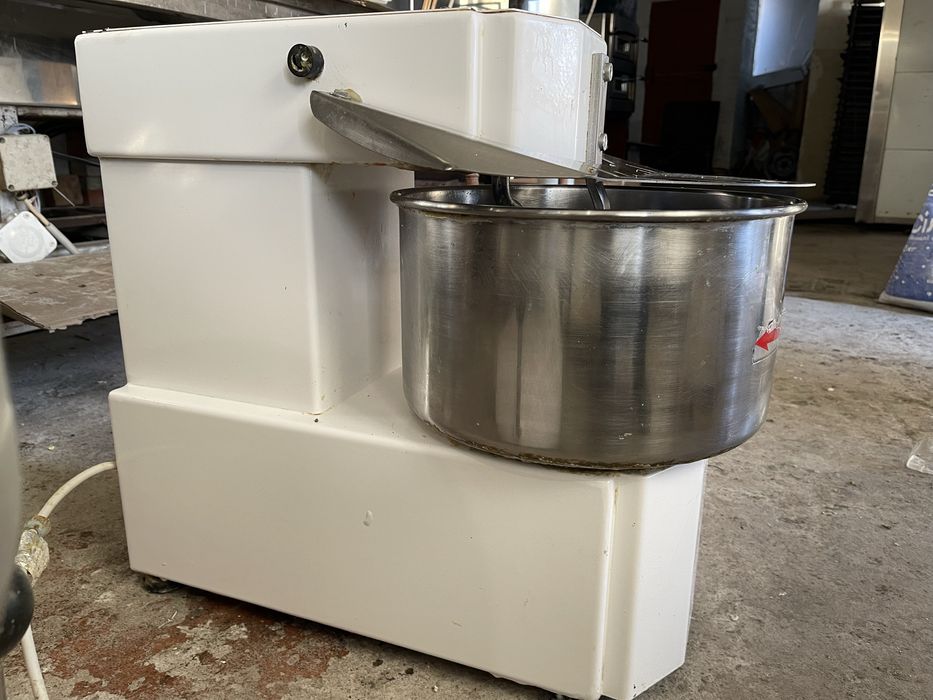 Тестомес на 18 кг