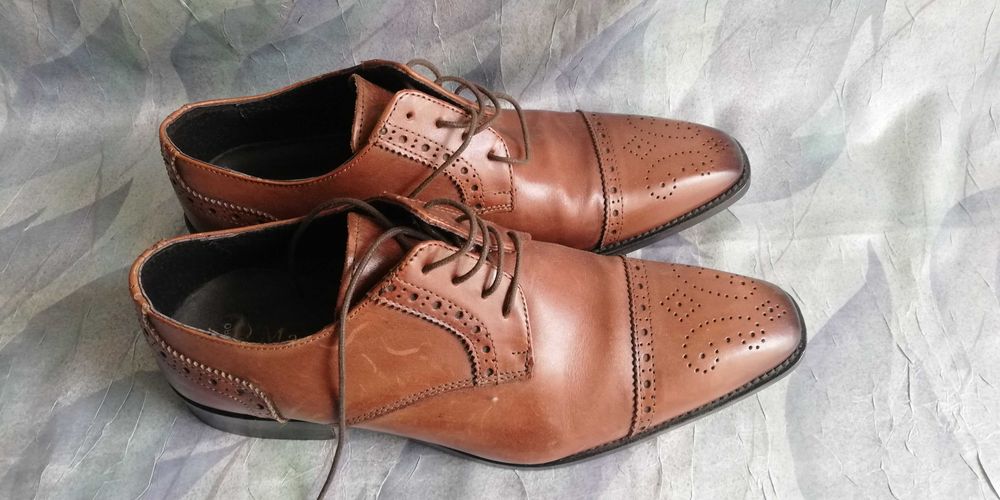 Buty męskie  lavorazione artigiana  nr 42 brązowe
