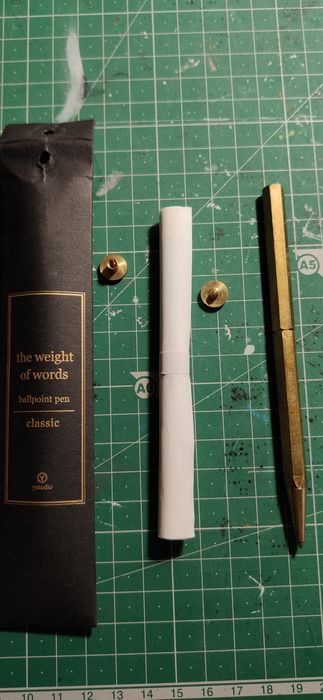 Caneta Y Studio Japan