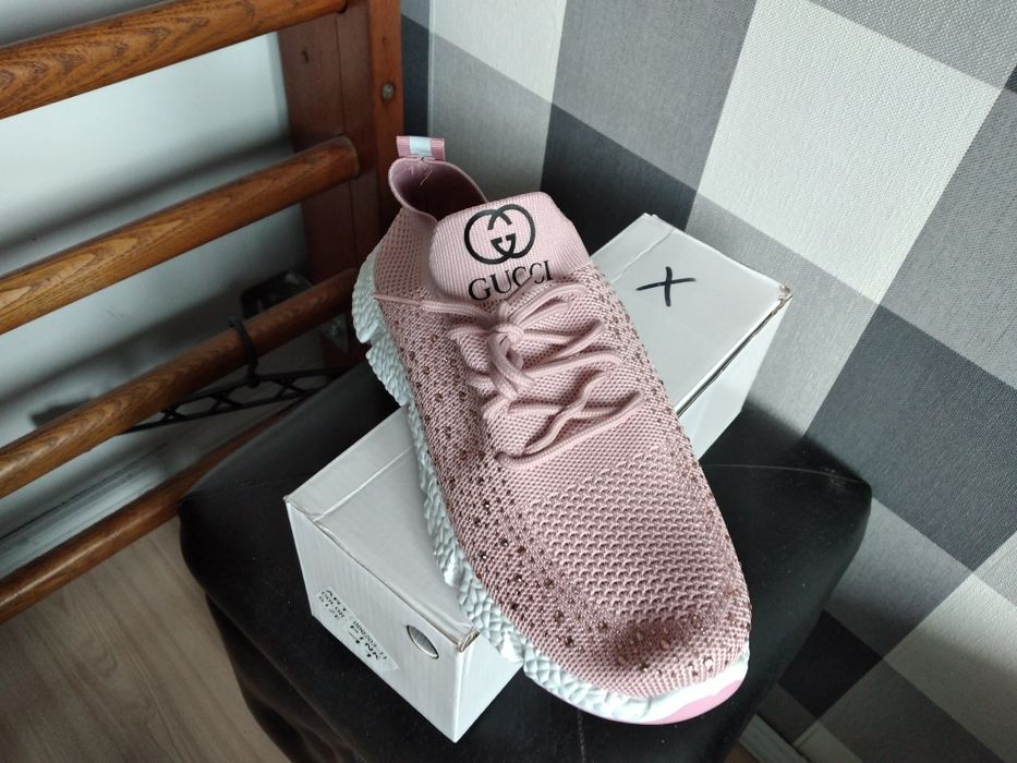 Sportowe buty rozmiar 41