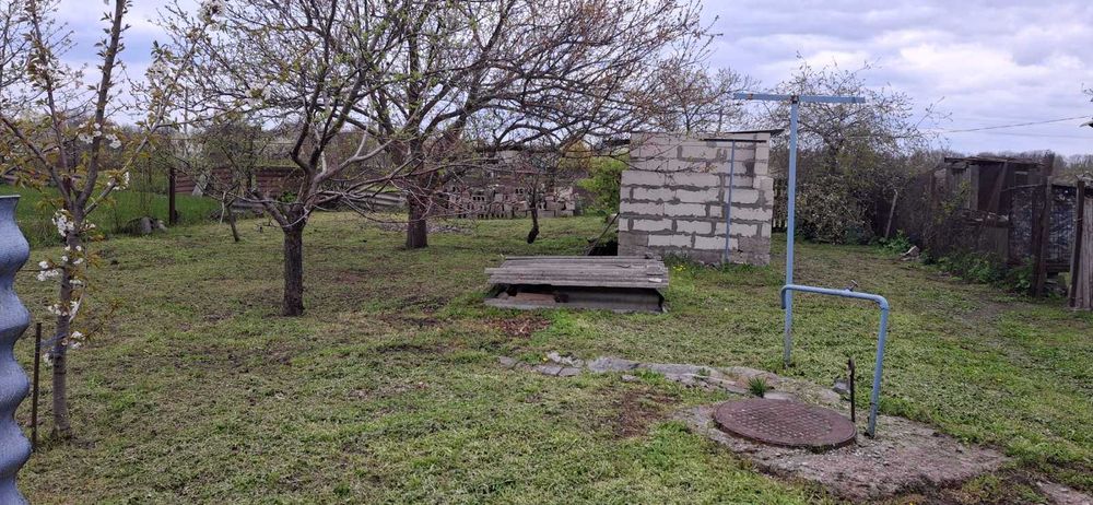 Продам будинок.  Українка, центр . Сертифікат