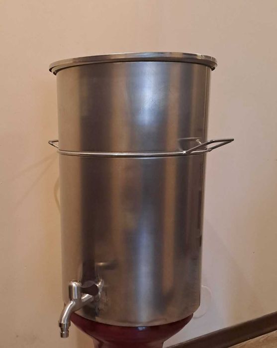 бочка бак емкость из нержавейки на 35, 50, 150 литров с краном