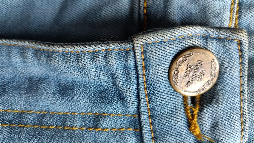 Spodenki damskie dżinsowe S Bershka