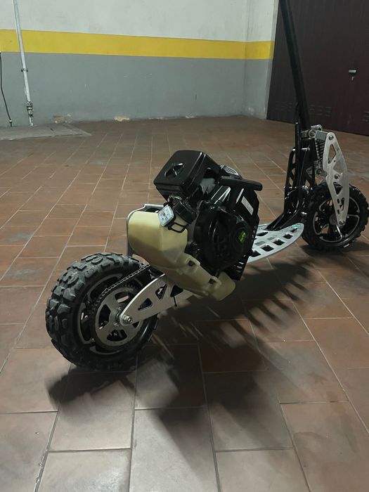 Trotinete gasolina off road