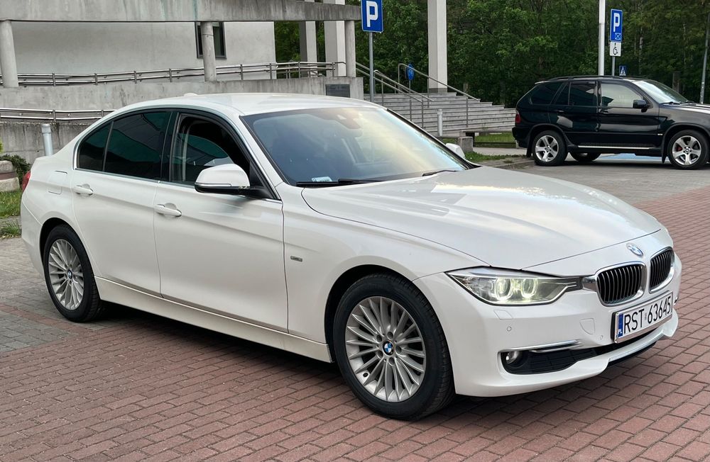 BMW Seria 3 F30 Luxury 320d 184KM Head-up Rozpoznaje znaki Reflektory adaptacyjne