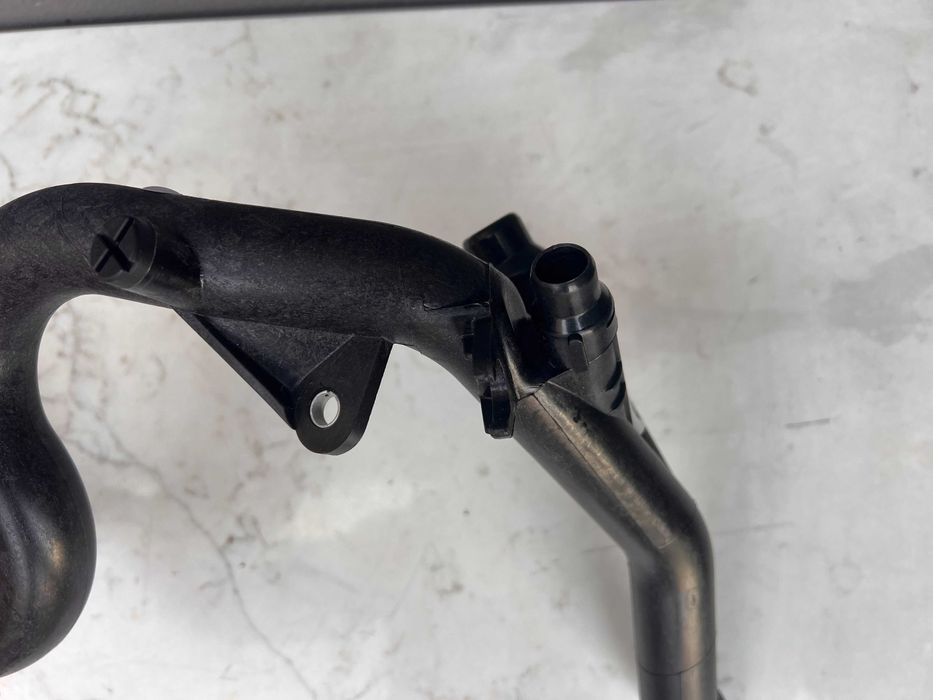 Патрубок BMW E39 X5 E70 Трубка охлаждения БМВ Е39 Е70 7802629 7806706