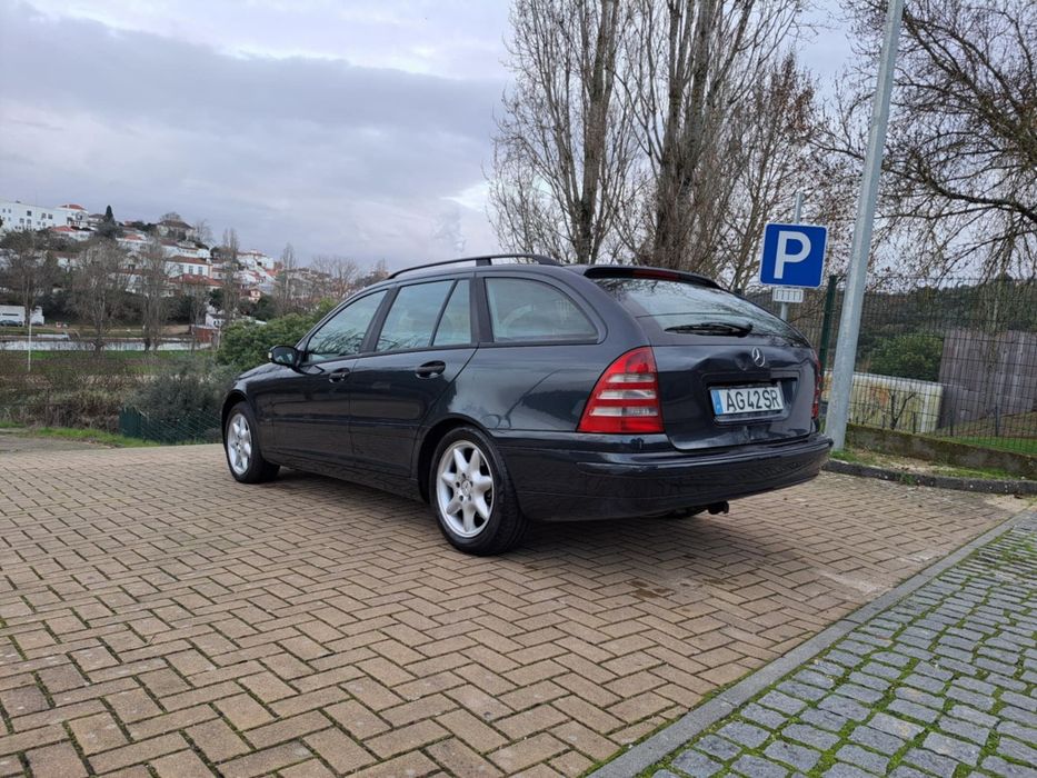 Mercedes benz c220 cdi 206 mil kms reais