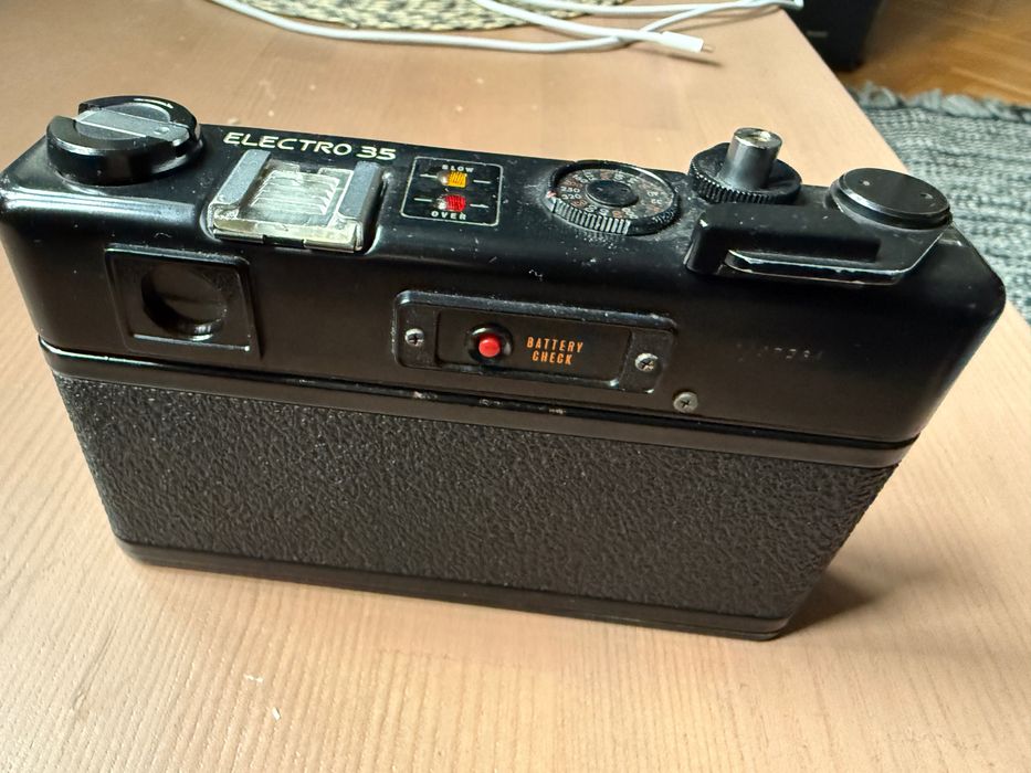 yashica electro 35