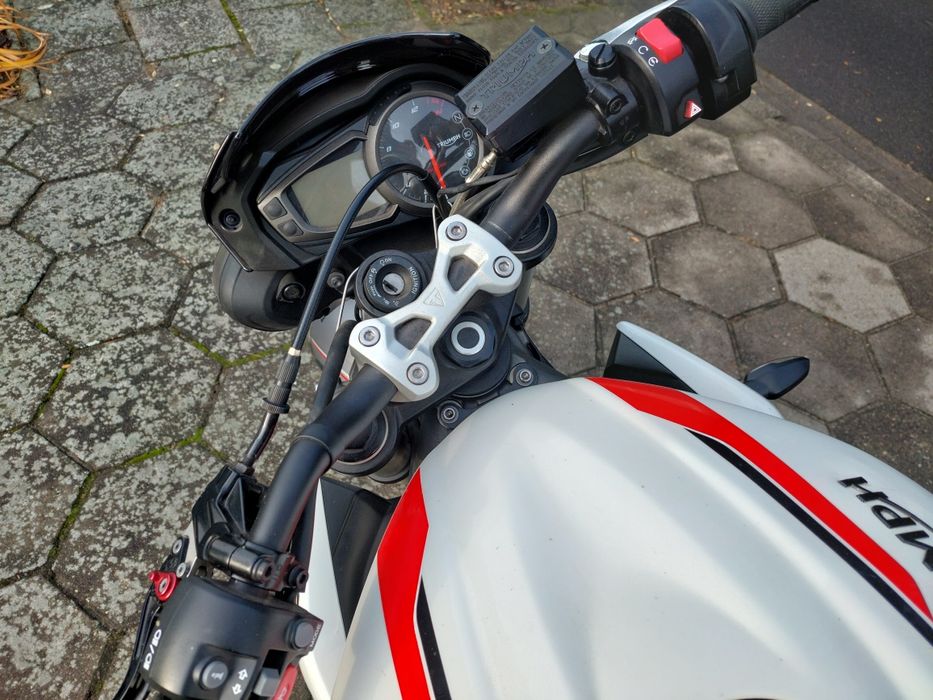 Triumph street triple 660s a2