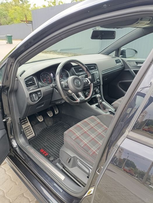 Продам Volkswagen Golf Gti 2016г.