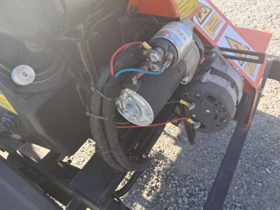 Rebak prawie nowy 20 godzin silnik es