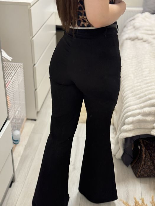 Брюки клеш з розрізом