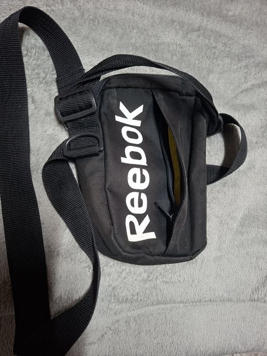 Sprzedam listonoszke reebok