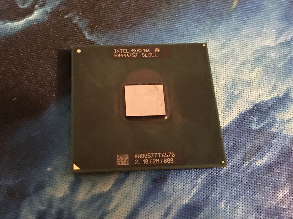 Procesor Intel Core Duo Mobile T6570  2.1GHz 2M 800  AW80577T6570