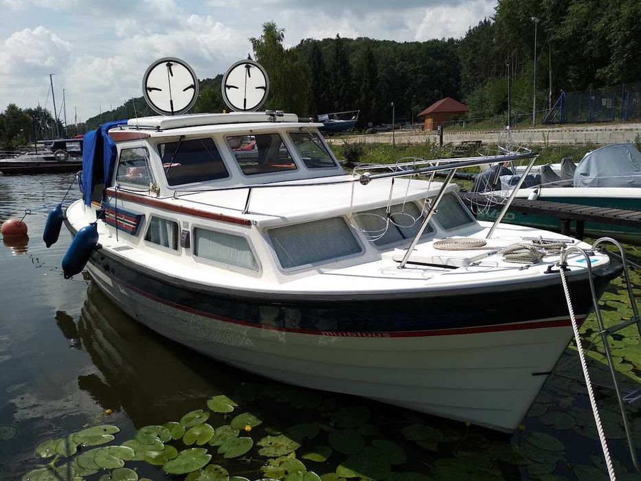 Jacht motorowy Saga 27 AC