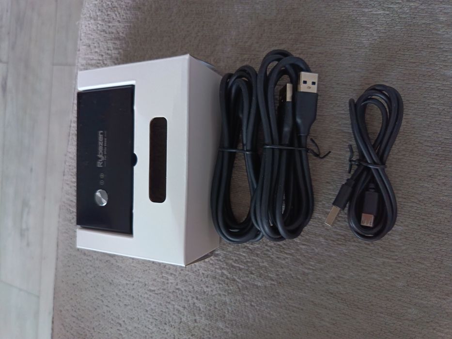Przełącznik USB Rybozen Switch Selector 2in4 (Share 4 USB 2 PCs)