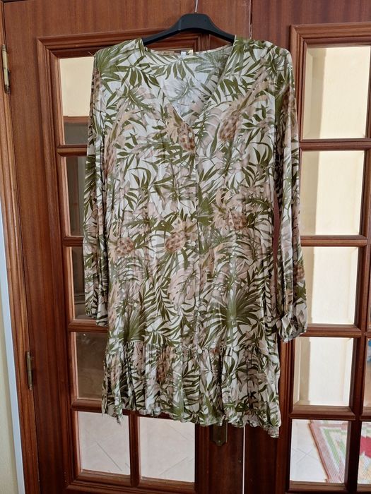 Lote de 8 vestidos novos com etiqueta