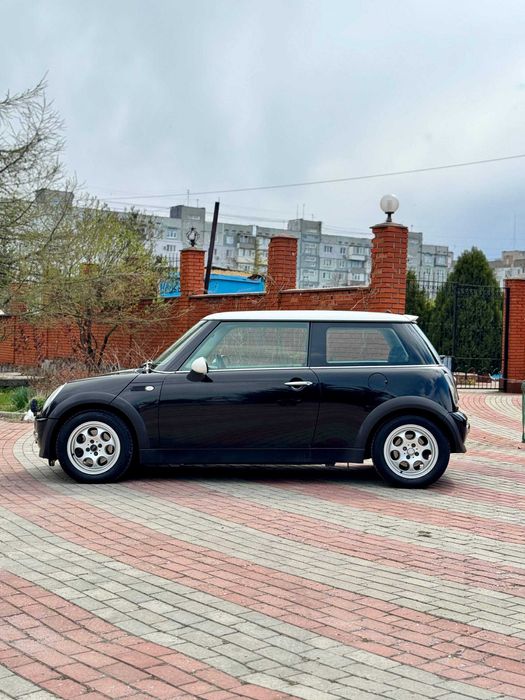 MINI Cooper 2002 1.6 Мкпп