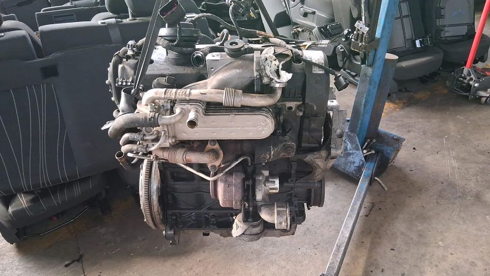 Motor Volkswagen Golf V 1.9 tdi 105cv refª BXE