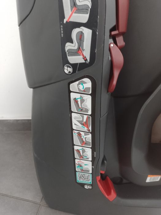 Sprzedam fajny fotelik dla dziecka.