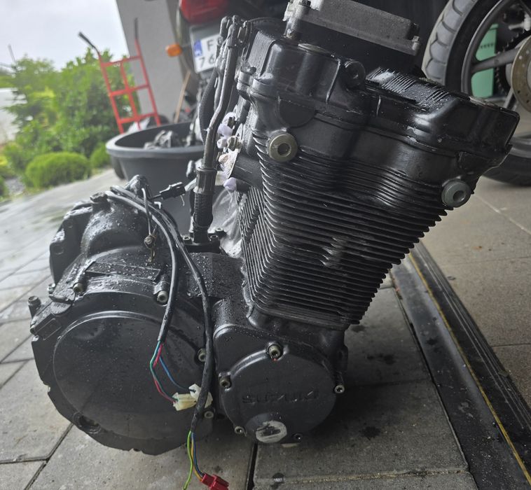 Silnik Suzuki GSX750 inazuma