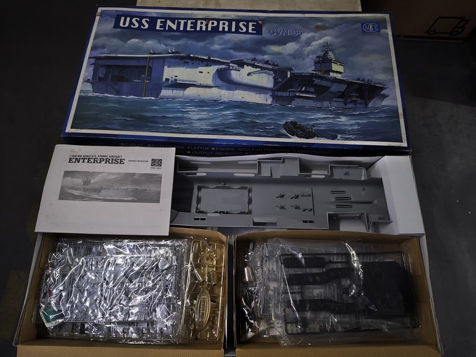 Uss Enterprise 1:400