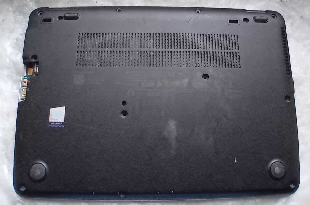 (7B1) laptop HP Elitebook 820 G3 - Intel Core i5