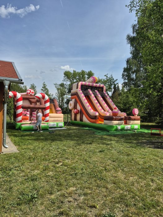 Dmuchańce na wynajem, Dmuchane atrakcje