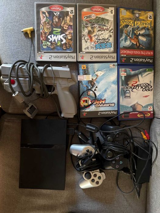 PlayStation 2 + jogos + assessórios