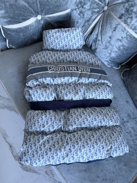 Голубая жилетка люкс бренд