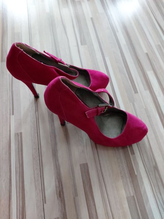 Sprzedam Buty damskie 37