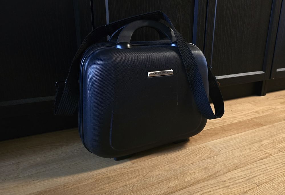 Mini walizka kabinówka kuferek Globe Pack
