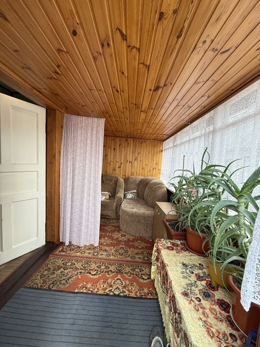 Будинок з майстернею