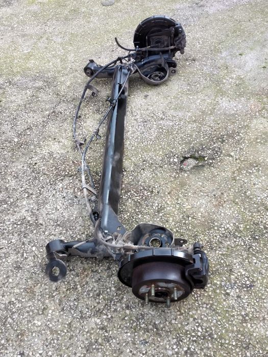 Eixo Traseiro Disco Kia Rio II 1.5CRDI Ano 2005 (EIXO COMPLETO)