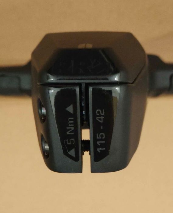 Guiador integrado Shimano PRO Vibe EVO Carbon "NOVO"