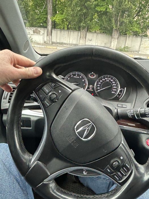 Продам автомобіль Acura MDX 2016