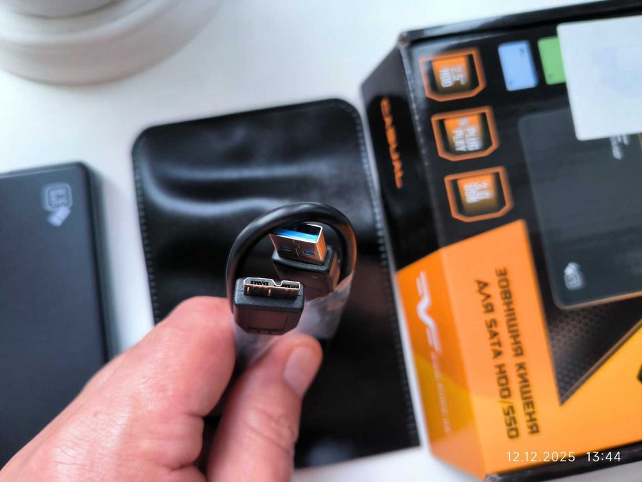 Зовнішній диск (2.5") 750 Gb - USB 3.0