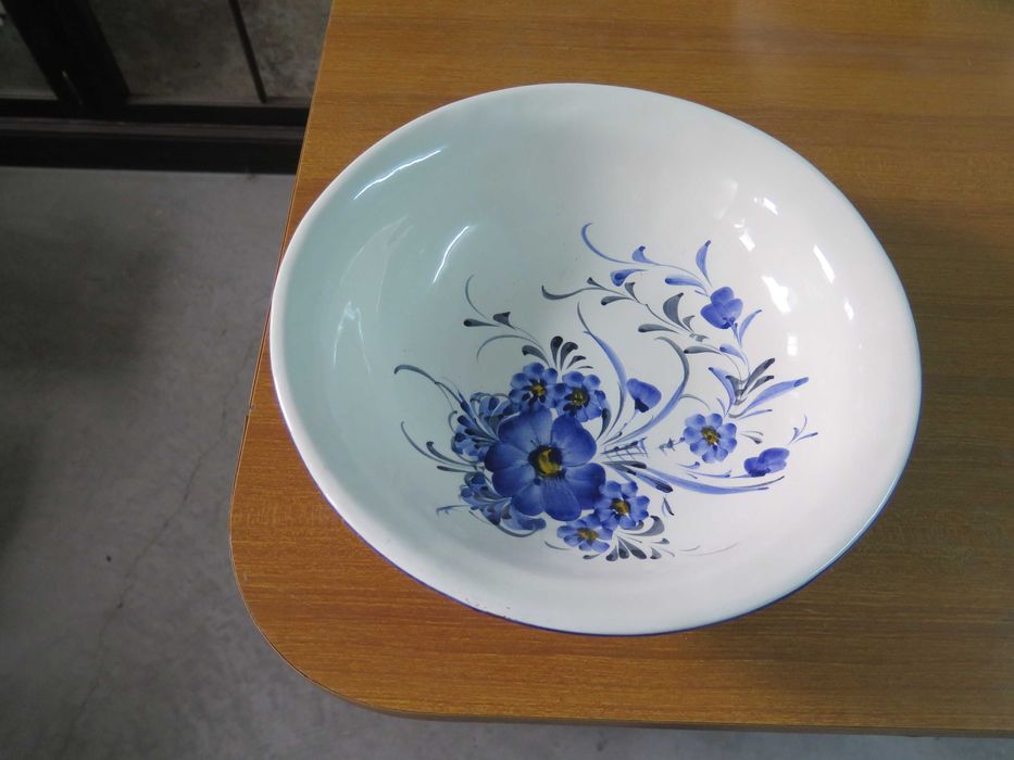 Lavatório usado antigo