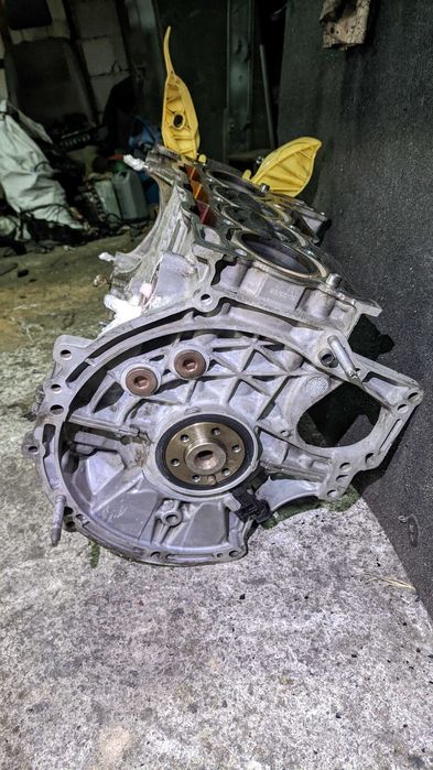 Пенек мотор блок колінвал пежо 207 1.4i 16v 2010 Peugeot 207