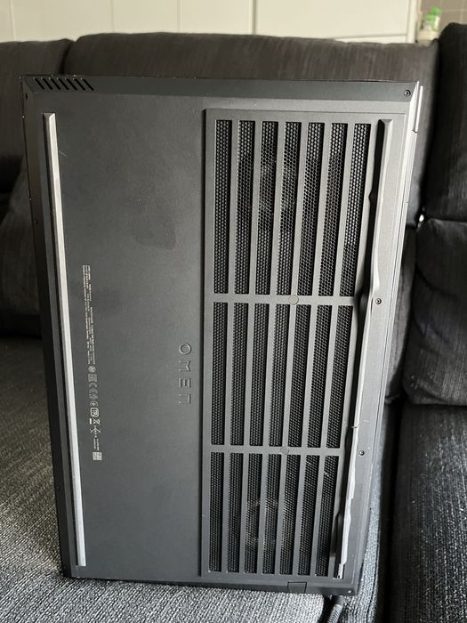 Omen Laptop 15.6’ AMD Ryzen 7 RTX 2060 16GB RAM