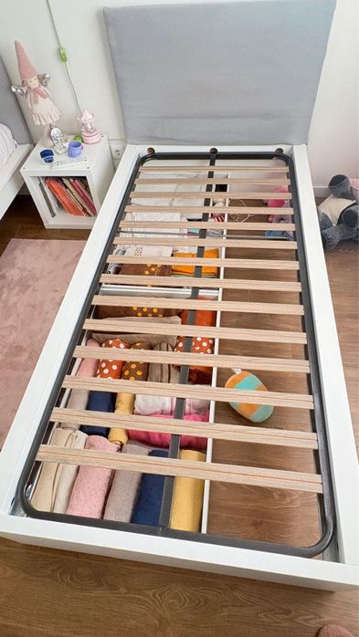 Conjunto 2 Camas individuais IKEA MALM 90x200 + Colchões + Gavetões