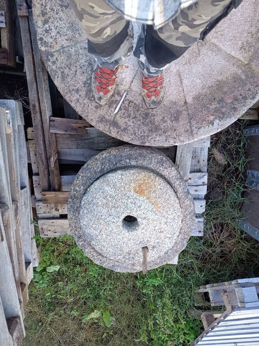 Mó de moinhos em pedra