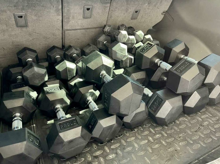 Гантели гексагональные в резине